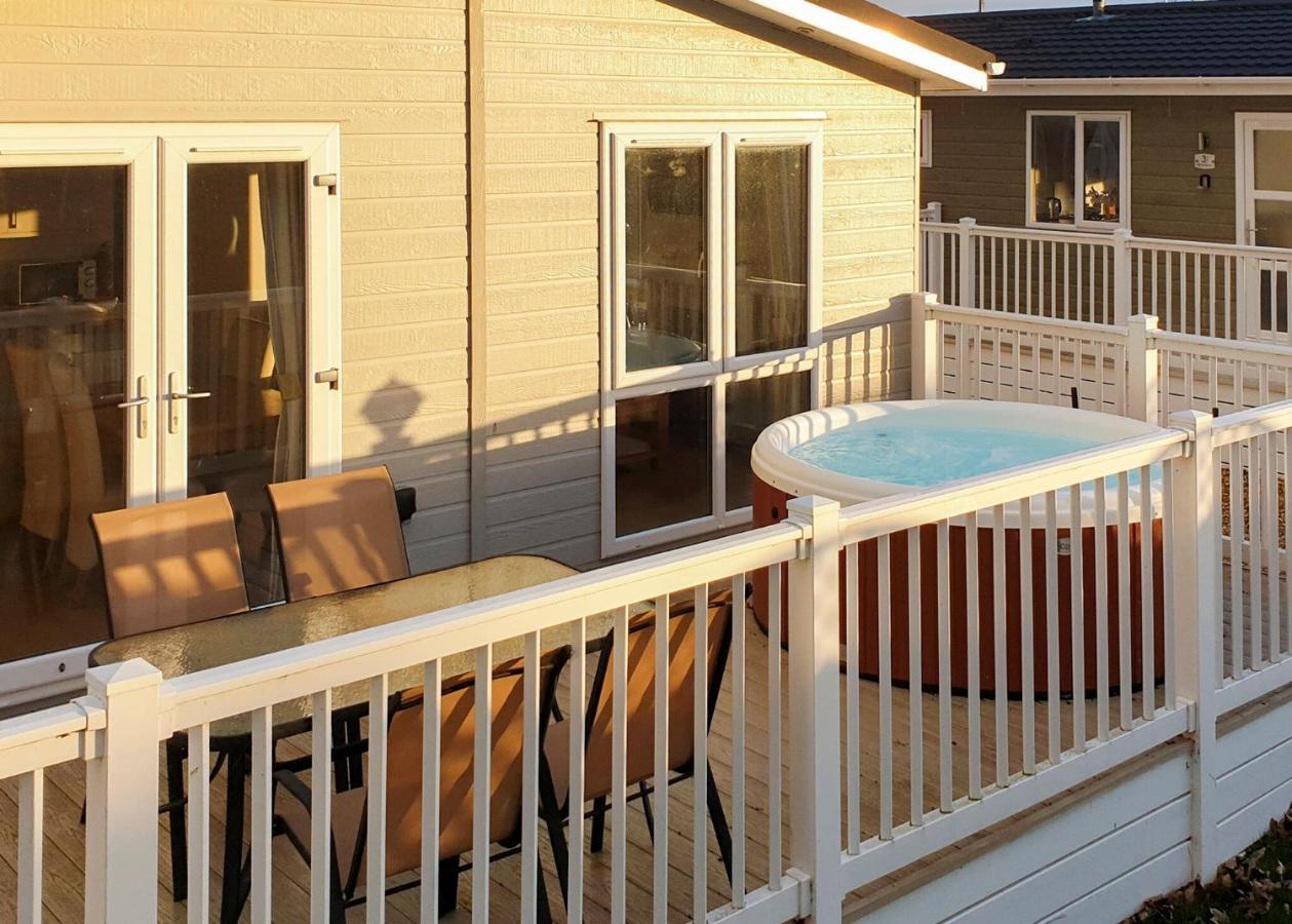 Mundesley Holiday Village Buitenkant foto